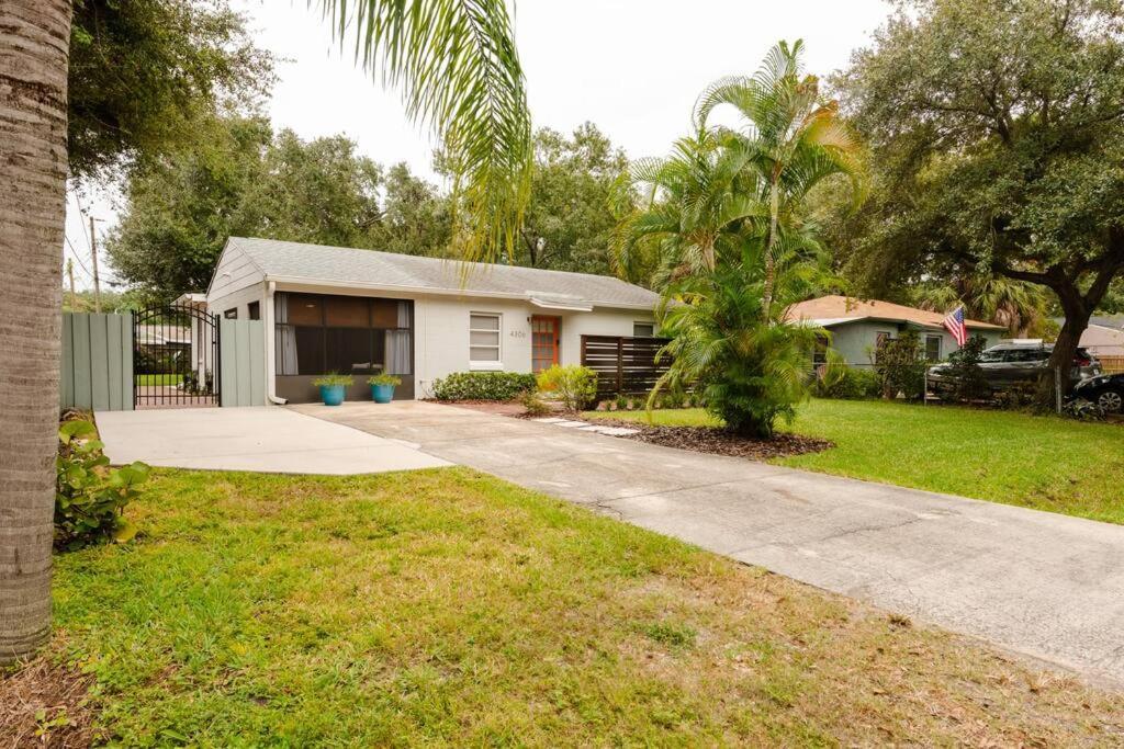 Villa Relax At Renellie Tampa Exterior foto